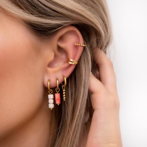 look met oorbellen en ear cuffs