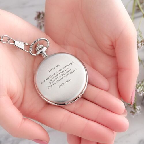 Pocket watch met gravering in handjes