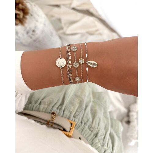 Shell bracelet white dots