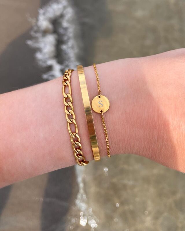 mix van trendy gouden armbanden