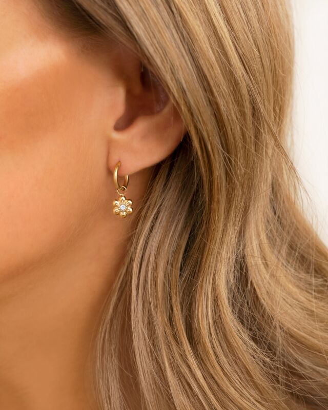 Earrings daisy flower goldplated