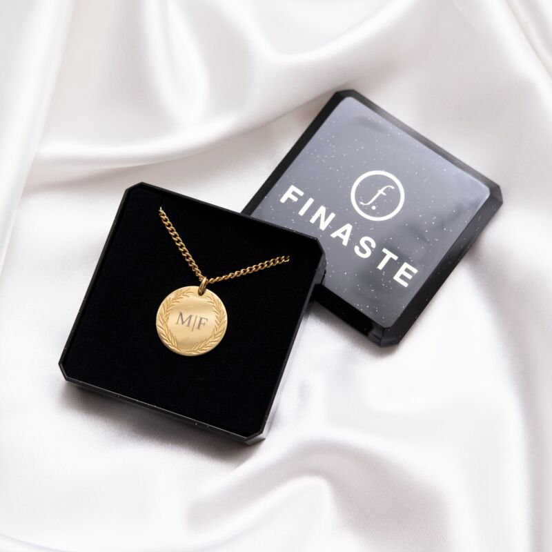 gouden graveerbare ketting in doosje