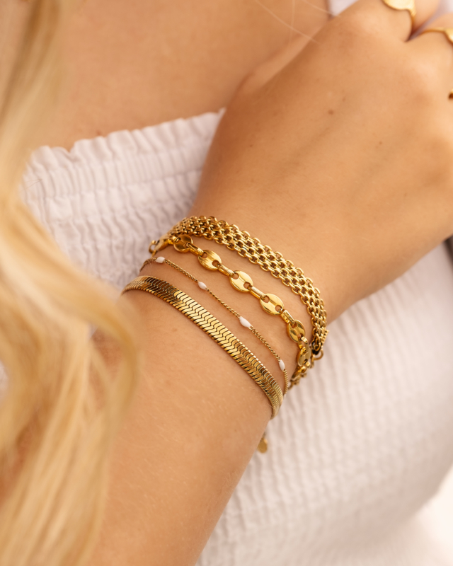 Armparty met chunky chain armbanden