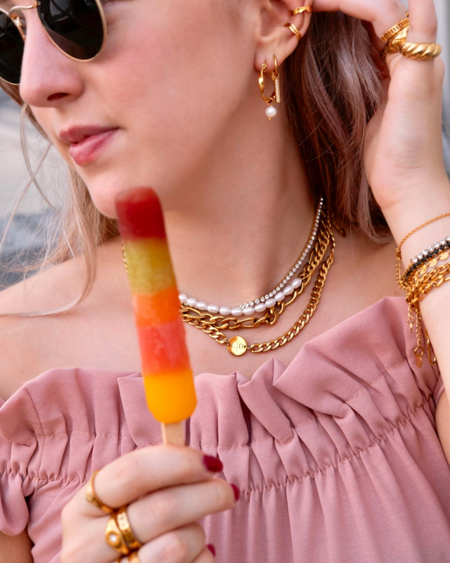 Shop de goudkleurige parel kettingen