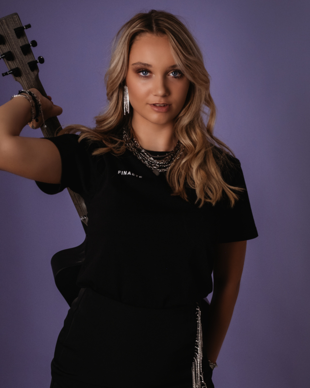 Finaste brand t-shirt zwart