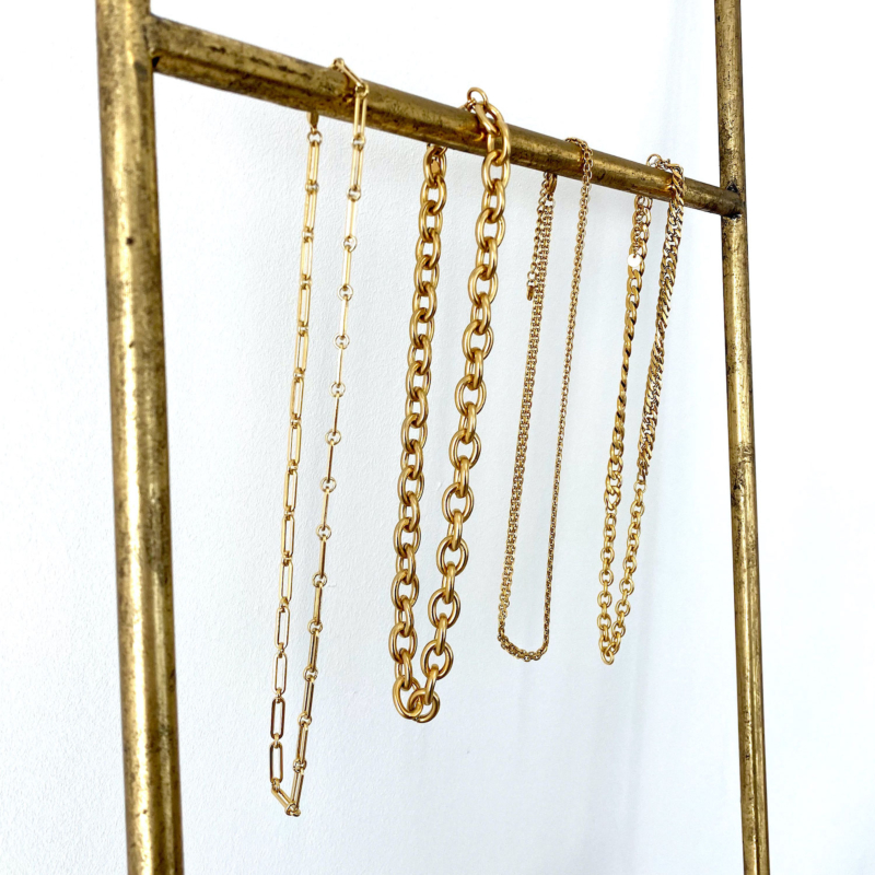 Shop de musthave kettingen en ontvang een Finaste sieradendoosje