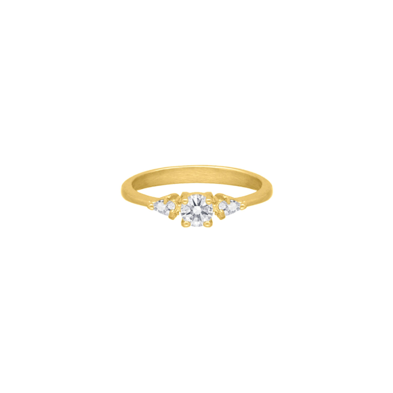 High class stone ring goudkleurig