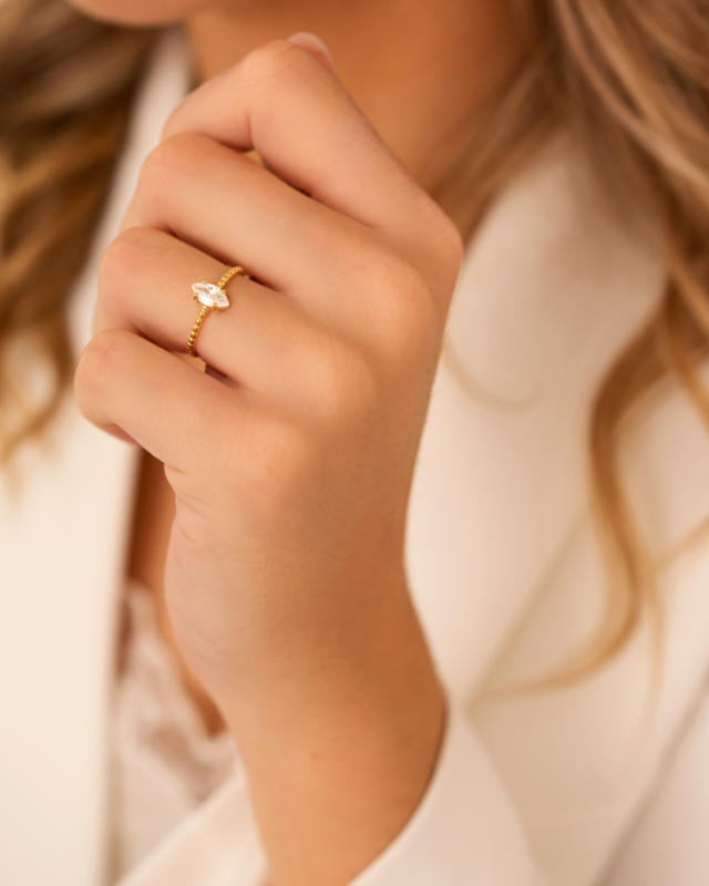 Influencer ring verstelbaar goudkleurig