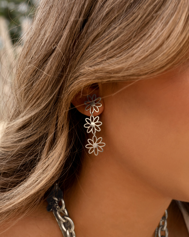 Triple flower earrings