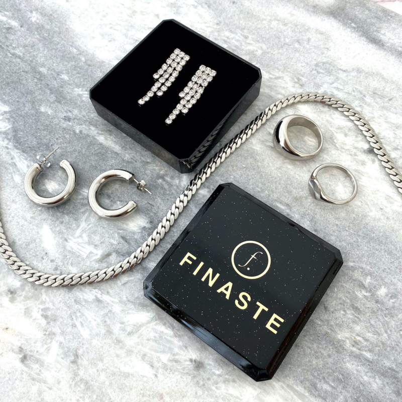 Mooie zilveren musthaves sieraden van dit moment