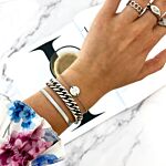 Trendy zilveren armbanden en ringen