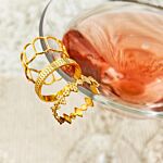 Gouden ringen in vintage stijl