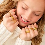 Trendy ringen om de hals voor een complete look