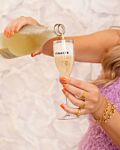 Gouden ringen met champagne