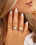 Gouden ringparty met witte details