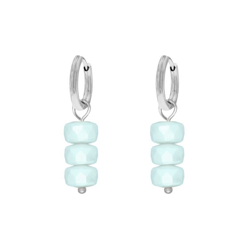 Baby blue oorbellen