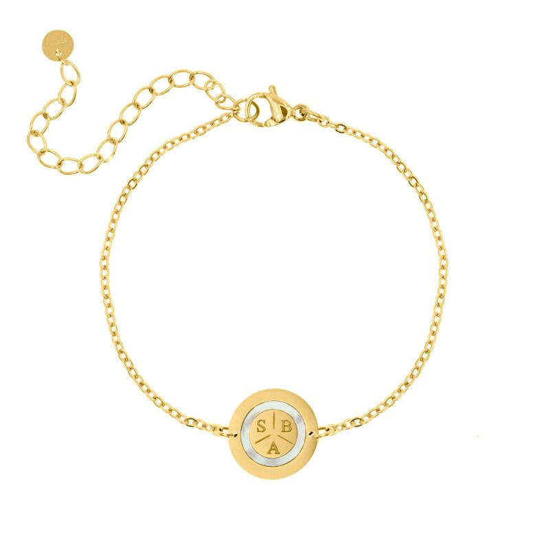 Armband 3 initials parelmoer kleur goud