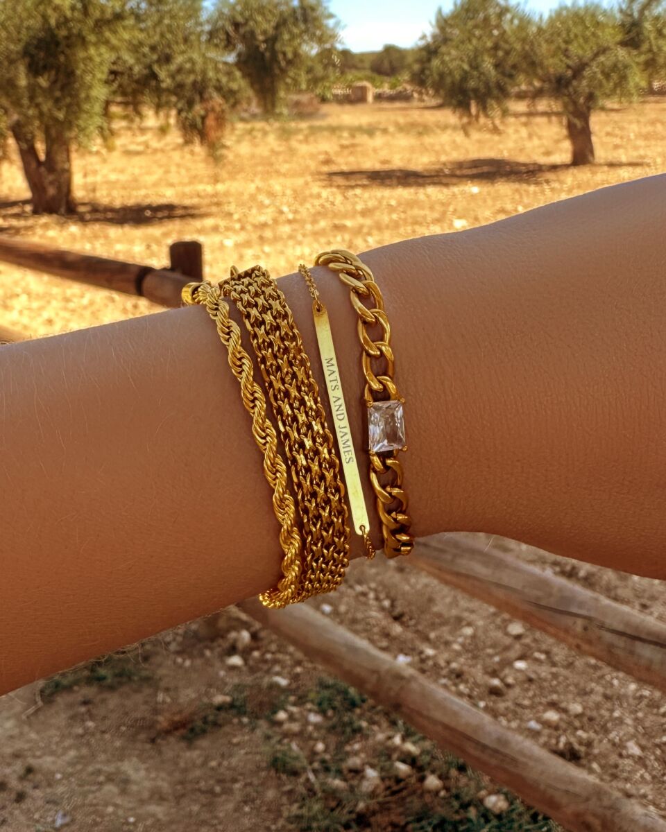 Armparty goudkleurig