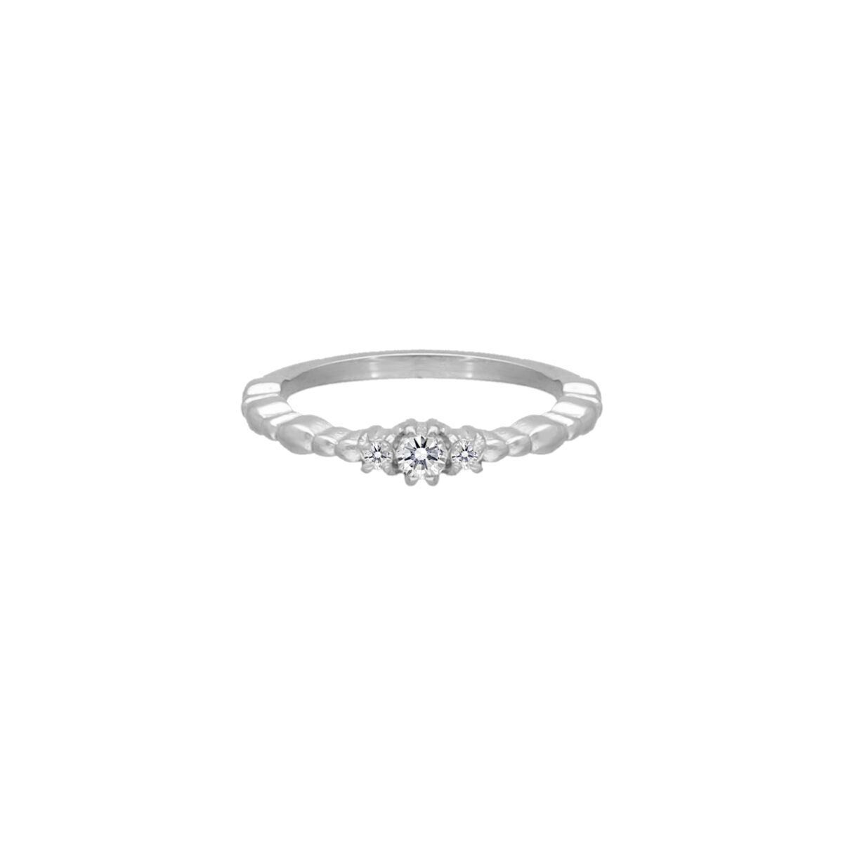 Glamorous ring