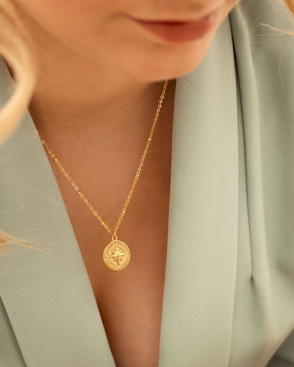 Compass necklace goldplated