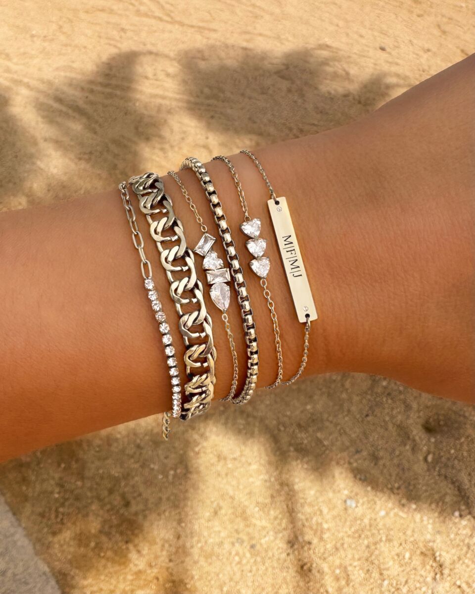 Graveerbare bar armband met steentjes