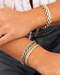 Zilveren chain armparty bij model