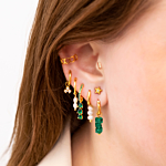 Groene earparty bij meisje