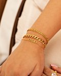 Gouden armparty met hartjes