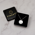 Mooie set met kettingen voor een trendy look om te kopen