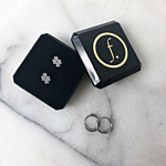 Minimalistische oorringetjes zilver met hashtag studs