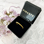 Shop de mooie ringen met bolletjes in het goud