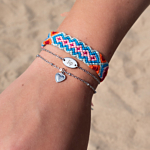 zomer armbandjes om pols