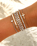 Zilveren armparty met steentjes
