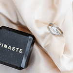 Zilveren zegelring met gravering