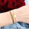 Mooie gouden armband voor een complete look