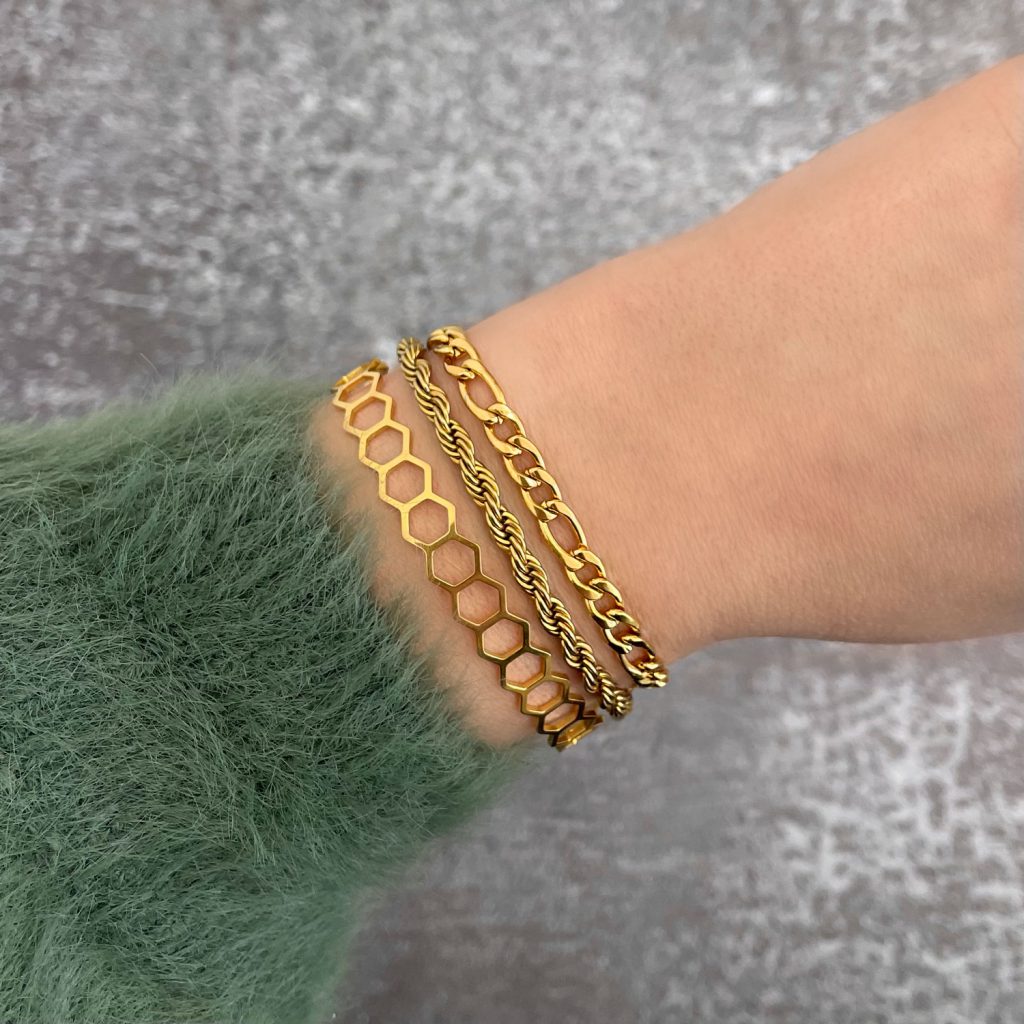 gouden armparty mix om pols