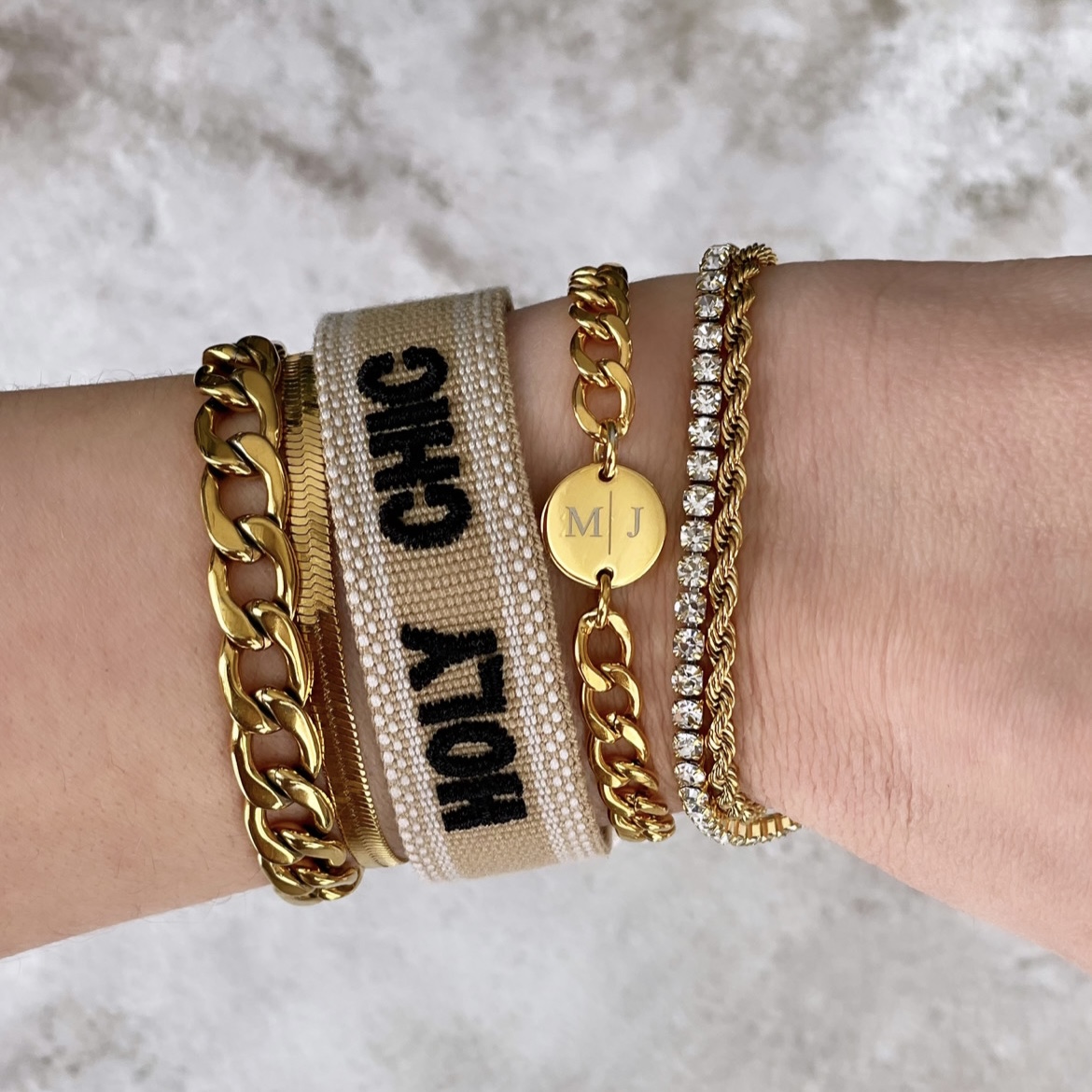 armparty om pols bij vrouw