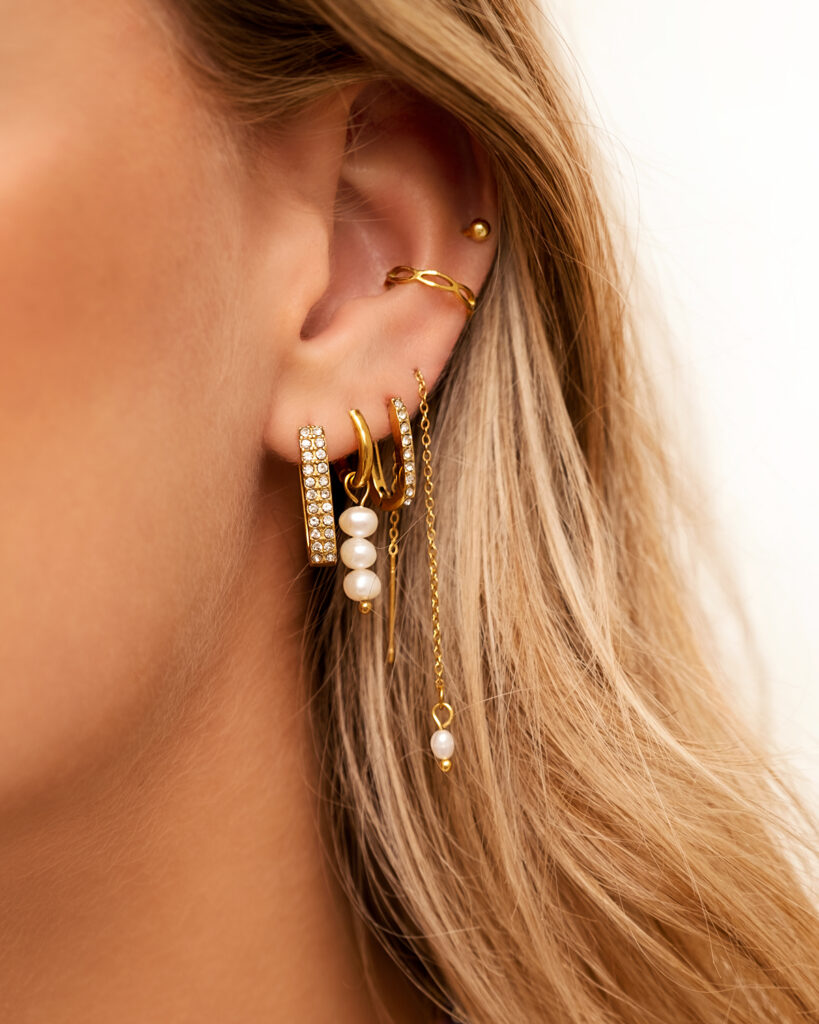 gouden-earparty-met-parels