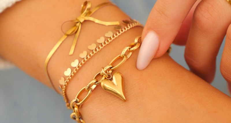 Armbanden: hoe style je ze samen? Armbanden: hoe style je ze samen?